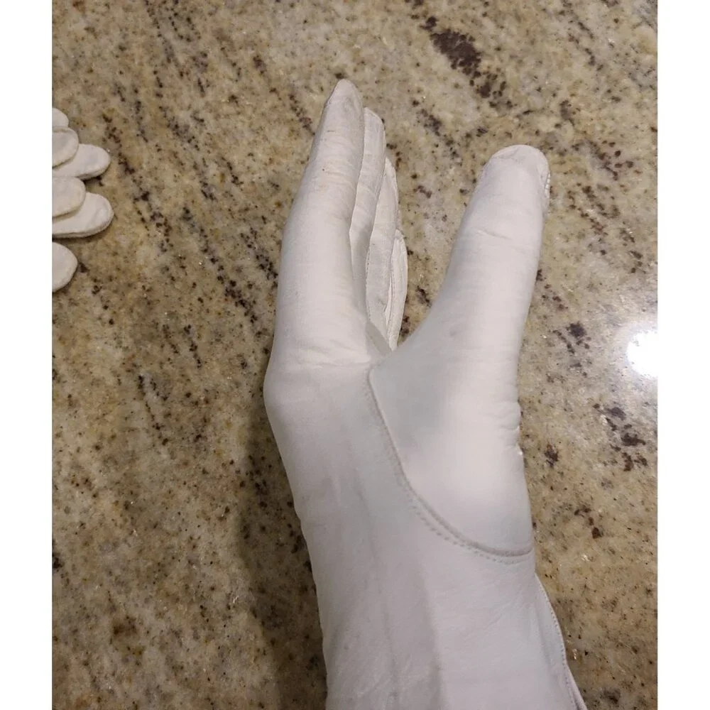 Vintage Women's Size S 6.5 Off-White Leather Formal 7.5